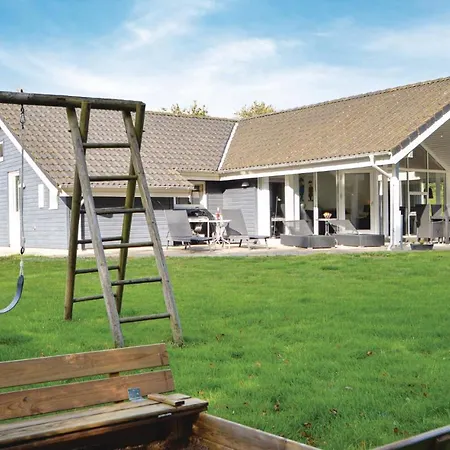 Сasa de vacaciones Magnífica Casa En Toftlund Con Sauna